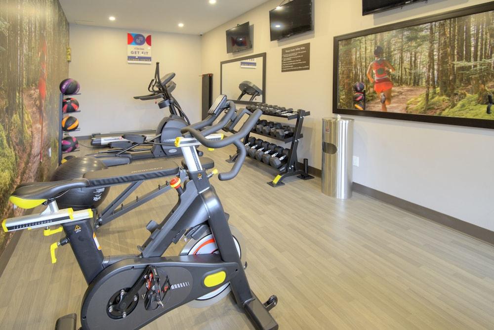 Отель Clarion Pointe Downtown Гатлинбург Экстерьер фото